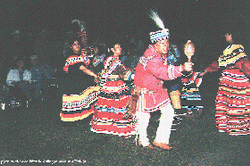 Bobby Henry, lider Stomp Dance Seminol�w z Florydy