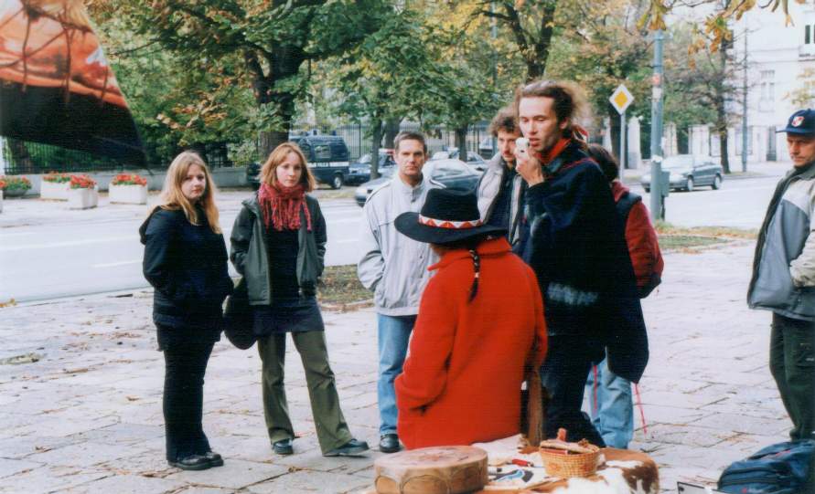 n1.jpg (74392 bytes)